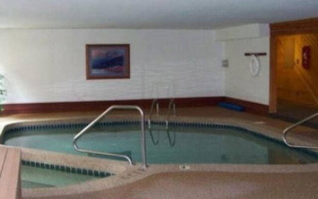 Snowdance Condominiums