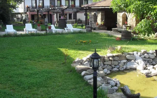 Guest House Kmetovite