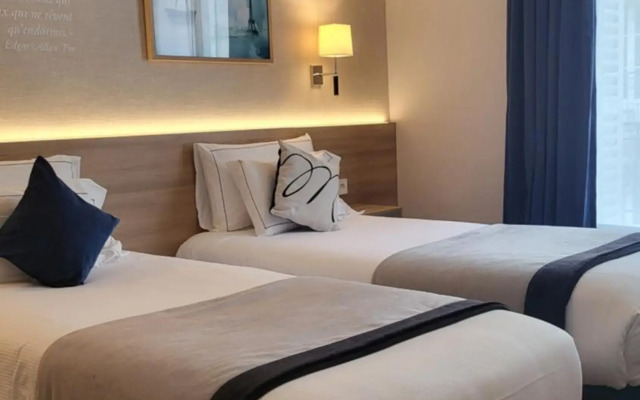 Hotel d'Amiens