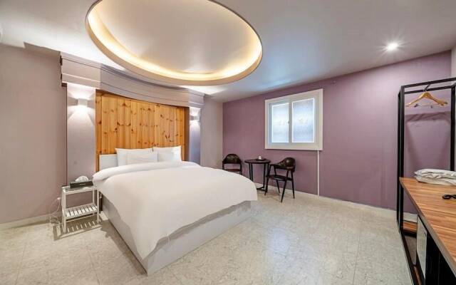 Chungju Bali Hotel