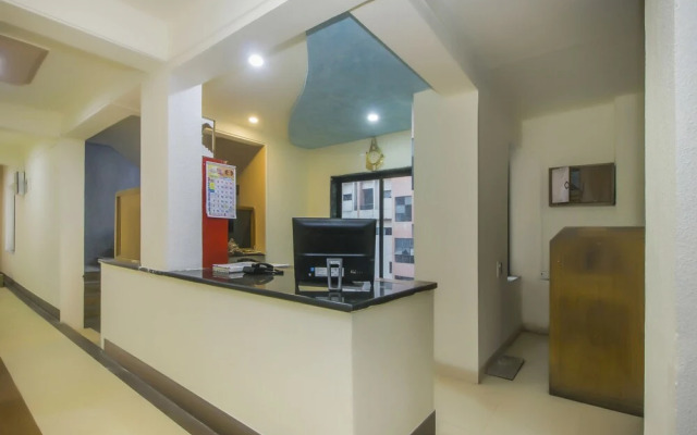 Capital O 22772 Hotel Vasantdashmi (purva)