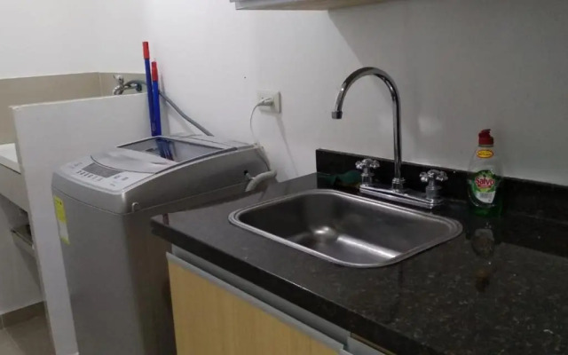 Aparta Estudios Edificio Valeria