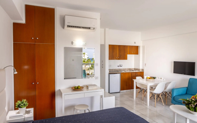Papantonia Hotel Apartments