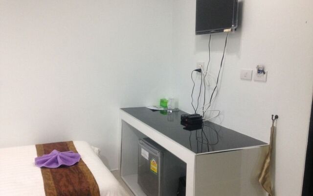 Smile Home Bed & Breakfast Trang