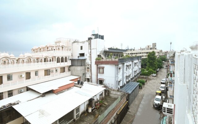 Hotel Sanjary Palace