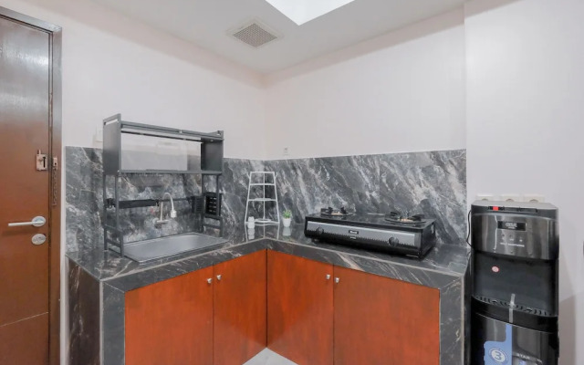 Prime Location 1Br At The Wave Kuningan Apartment