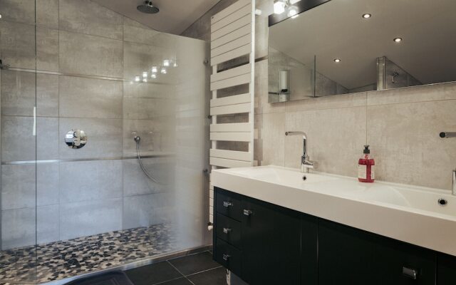 Domaine de la Rue de la Tour SAS