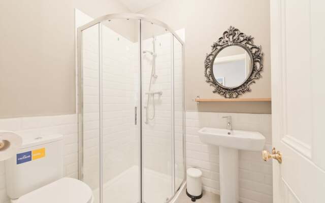 Sweet Inn - Gorgeous Howth I