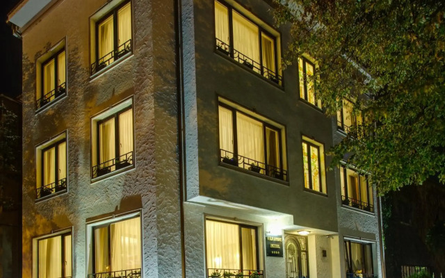 Vila Paris Boutique
