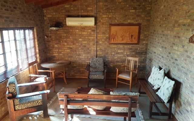 Buffalo Hill Safari Lodge