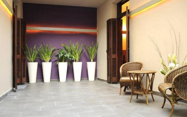 Hotel Babel