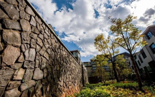 The mountain with cloud Private Villa