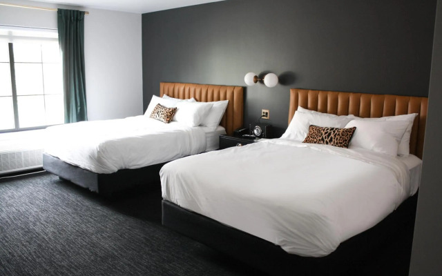 The Inn Hotel, Ascend Hotel Collection