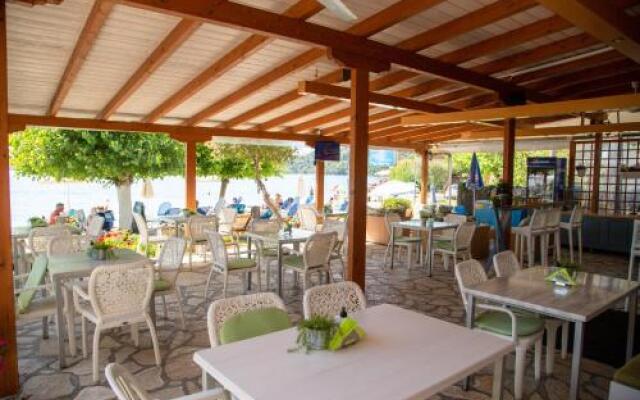 Nydri Beach Hotel