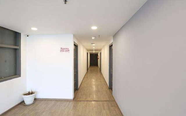 FabHotel Blusky