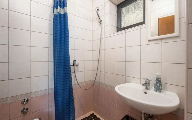 Amazing Home in Punat With Wifi and 3 Bedrooms