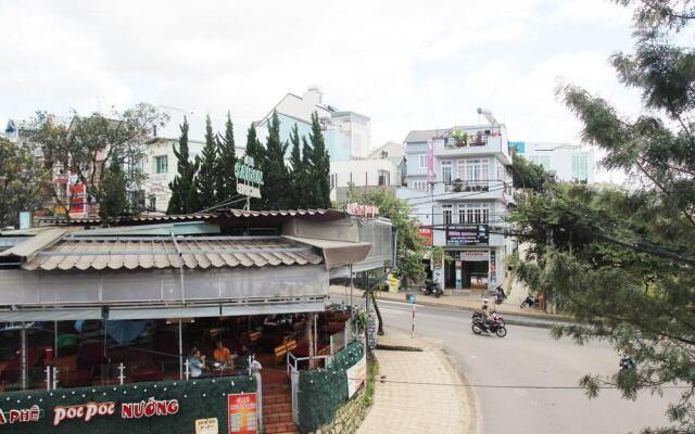 Dang Uyen Hotel