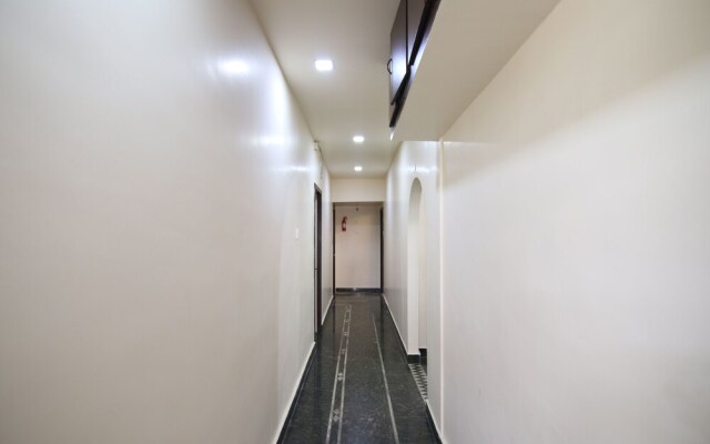OYO 12856 Beach City