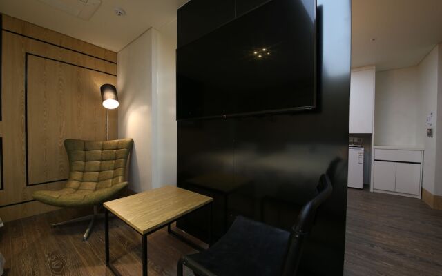 Hotel Yeoubi