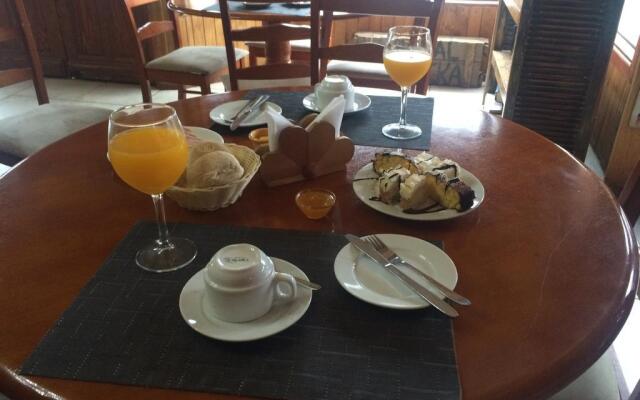Hotel Borde Andino
