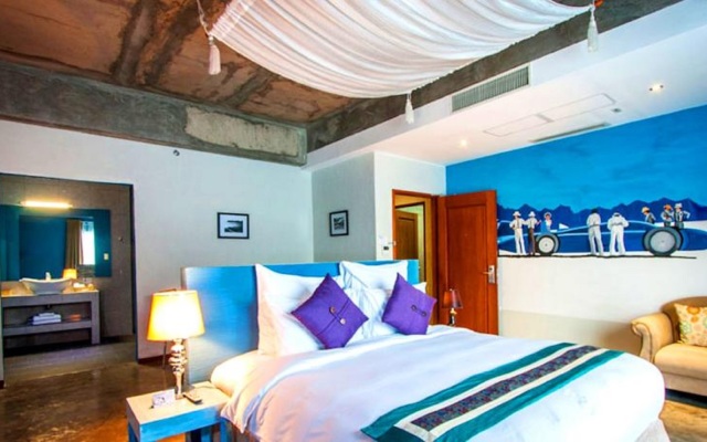 The Henry Hotel Cebu - Multi-use Hotel