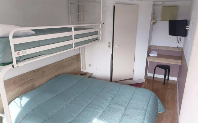 FASTHOTEL Reims Est - Taissy