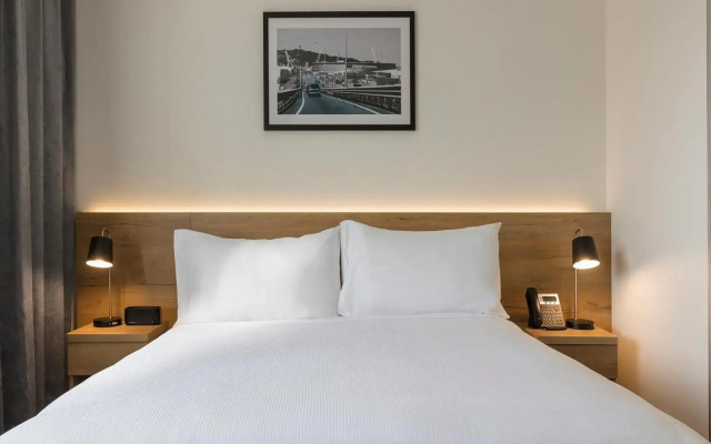Oaks Wellington Hotel