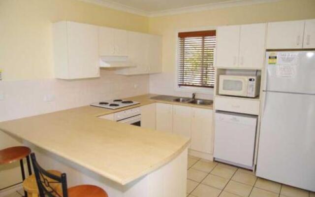 Breakers 1, 13 East Street