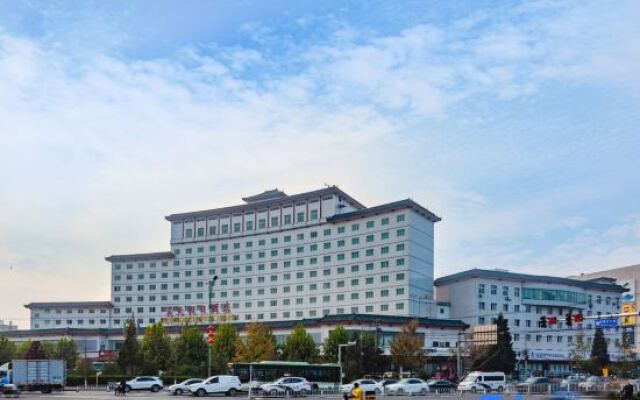 Haotian Holiday Hotel Beijing