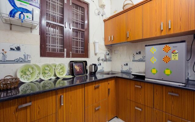 OYO 14074 Home Serene 2BHK Barlowganj