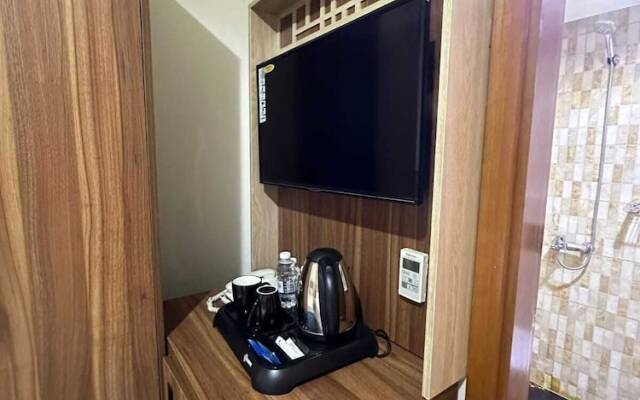 Askant Golden Hotel