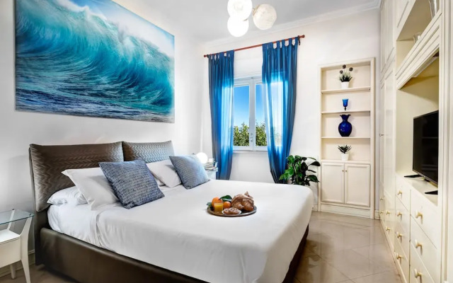 Sailing Home Sorrento