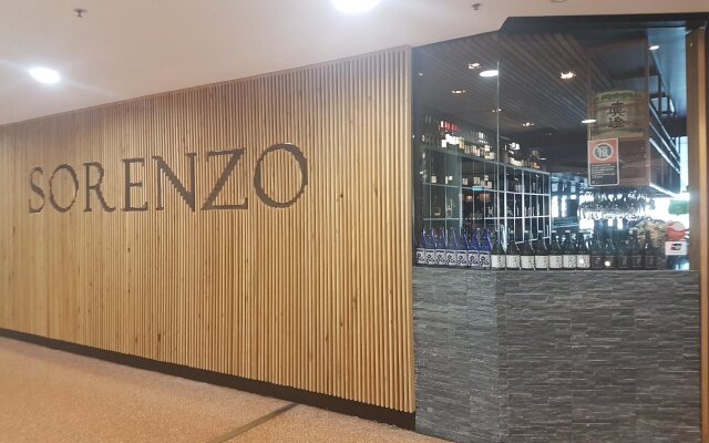 Darling Harbour Getaway