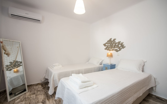 Fabulous pool villa near the beach by VillaRentalsgr