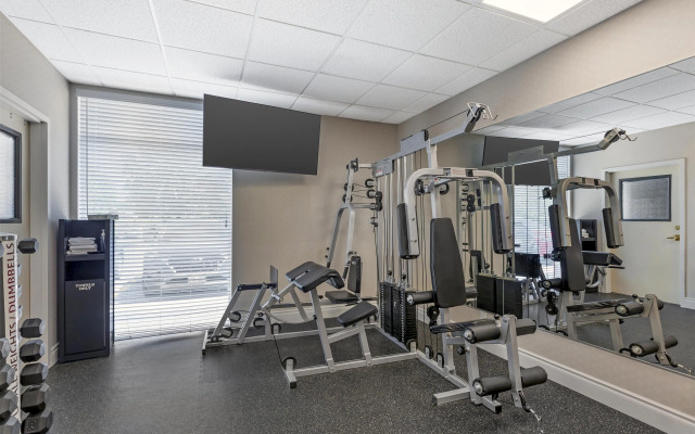 Best Western Plus Travel Hotel Toronto Airport
