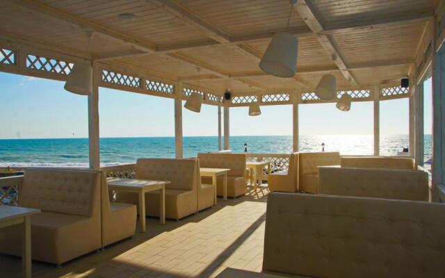 Paradise Beach (Алахадзы, Пицунда)