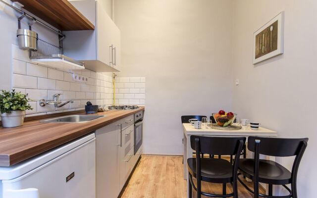 Basil Apartment