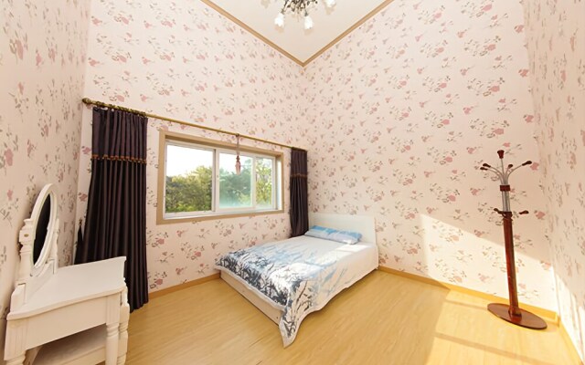 Taean Attica Pension