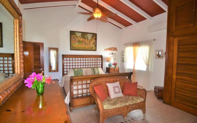 Caribbean Chic ocean front home 3 min to beach