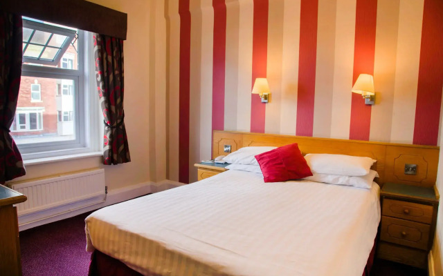 Cliffs Hotel - Blackpool