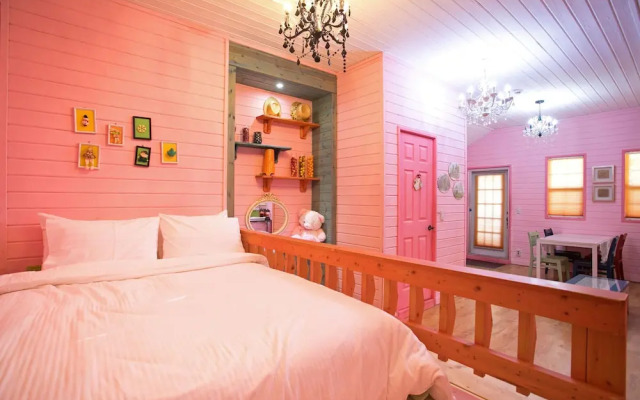 Marsh Mallow Pension