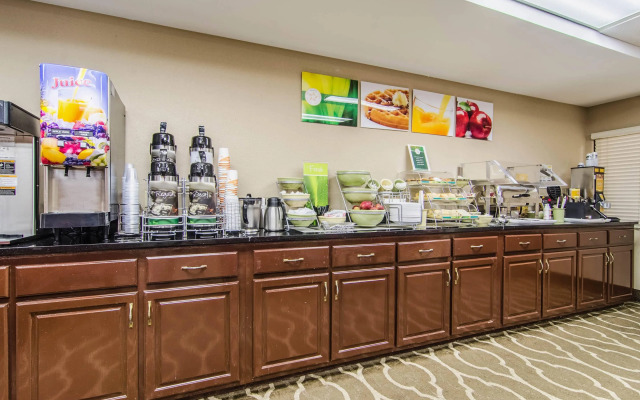 Quality Suites Graham - Burlington South