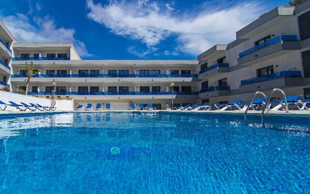 RV Hotels Apartamentos Treumal Park