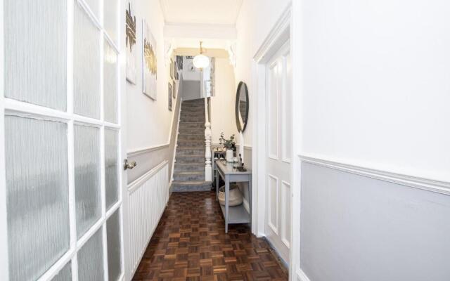 7 Argyle Terrace