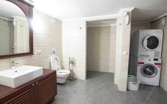 Very Special Villa, 6 and 3 Great For Family Reunions