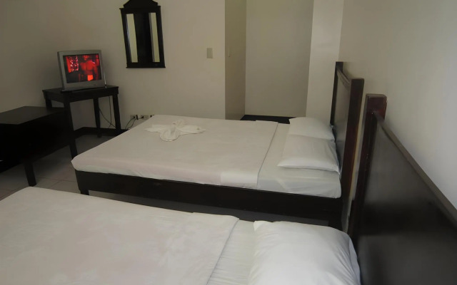 Boracay Travelodge Beach Resort