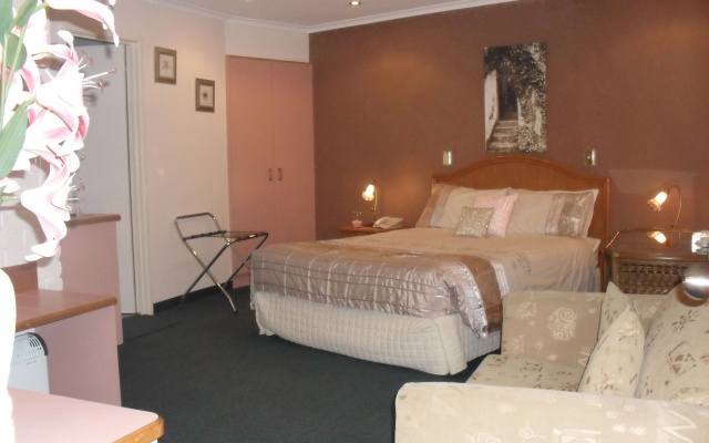 Sapphire Waters Motor Inn – Guest Rooms – Merimbula