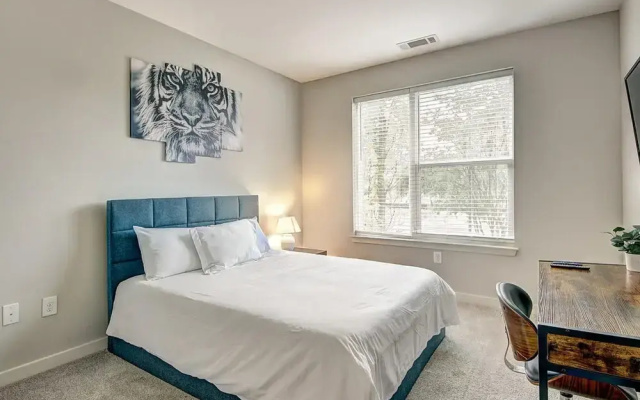 Relax in a Calming Atmosphere in Tucker