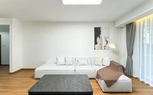 Tyms Entire 3-bedroom Apt By Takashimaya