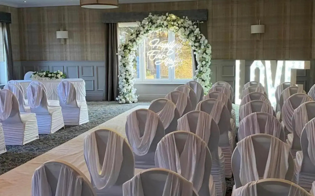 The Fenwick Hotel